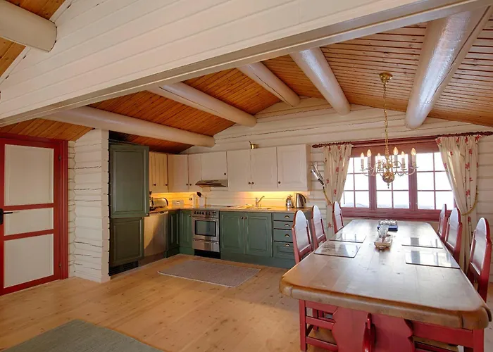 Chalet Charming Near Jotunheimen Trails *